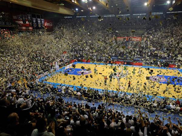 מדר מחכה לאווירה הזאת (Getty)