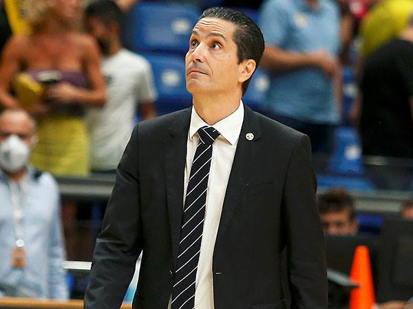 ספרופולוס, איבד יתרון 17 וניצח בשיניים (אלן שיבר)