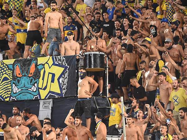 אוהדי מכבי בבלומפילד (ברני ארדוב)