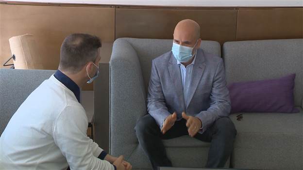 חסון. מרגיש טוב בתפקיד