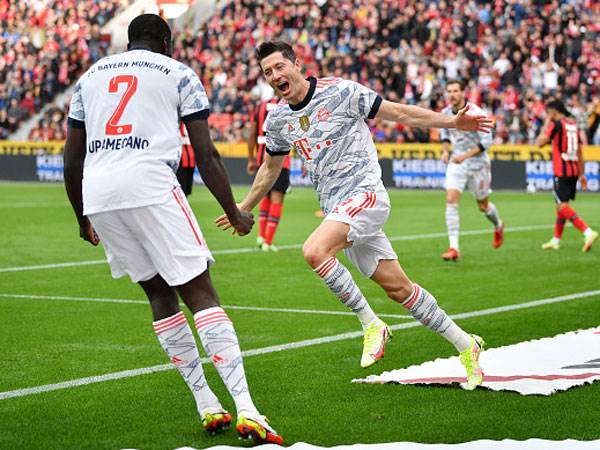 שואו בווארי, לבנדובסקי (getty)