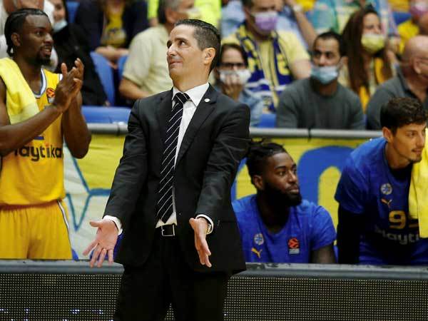 ספרופולוס הרגיש את זה בורח (אלן שיבר)