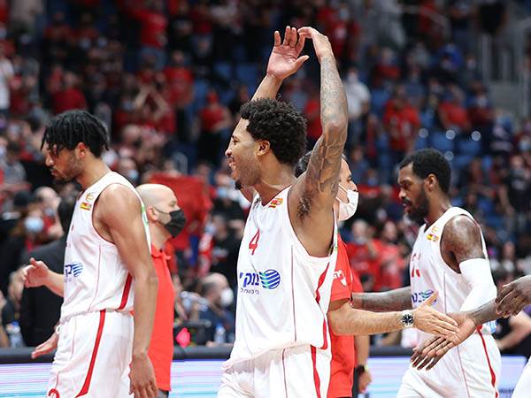 המומנטום ישמר? (דני מרון)