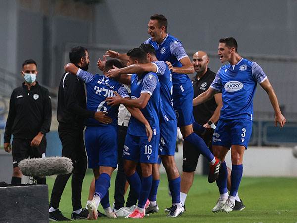 שחקני מכבי פתח תקווה. המשחק נגד אשדוד יתקיים? (ניר קידר)