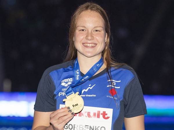 הישג שיא (סימונה קסטרווילארי, באדיבות איגוד השחייה)