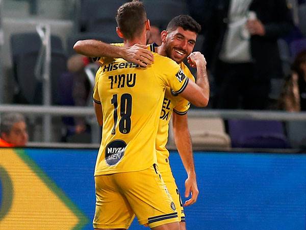 "יש שחקנים שזכו הערב בנקודות" (צילום: אלן שיבר)