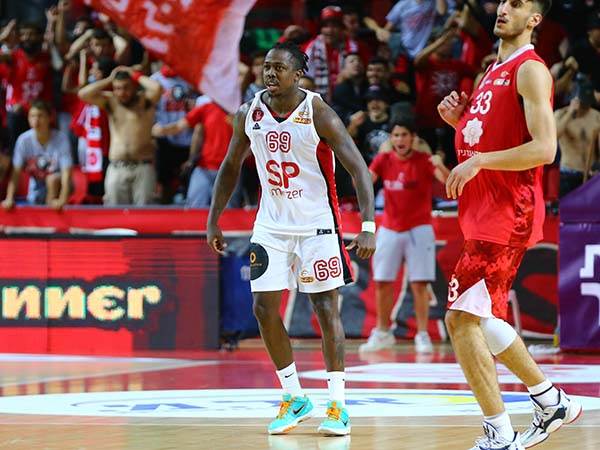 (לירון מולדובן)