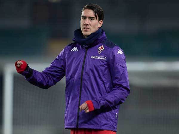 לא רוצה להגיע לארנסל. ולאחוביץ' (GETTY)