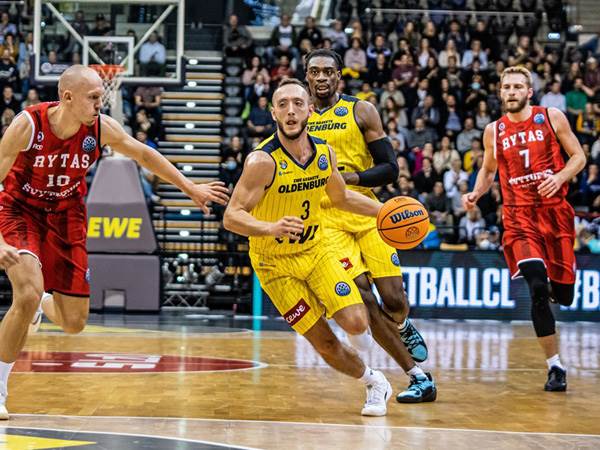 היידיגר. בקרוב בכחול-לבן (FIBA)