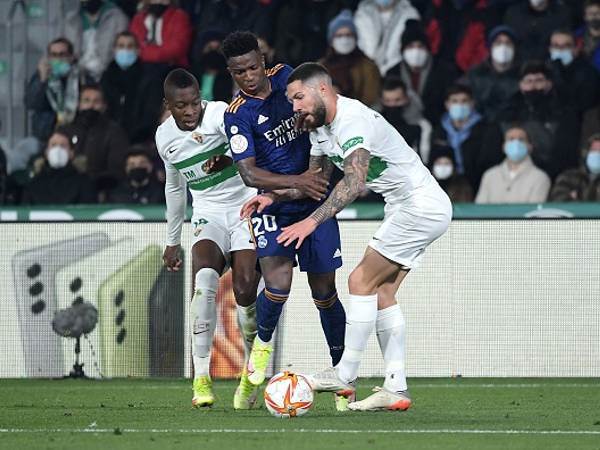 שתי הקבוצות לא ויתרו על המקום שלהן בשלב הבא (GETTY)