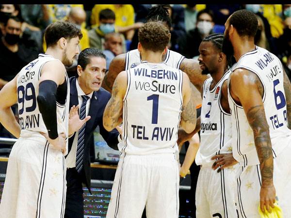 יאניס. ההפסקה עשתה לו טוב (אלן שיבר)