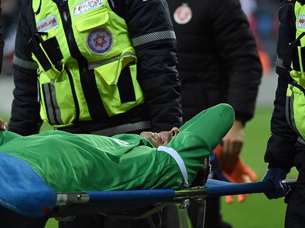 נראה הרבה יותר גרוע. שטקוס ברגע הפציעה