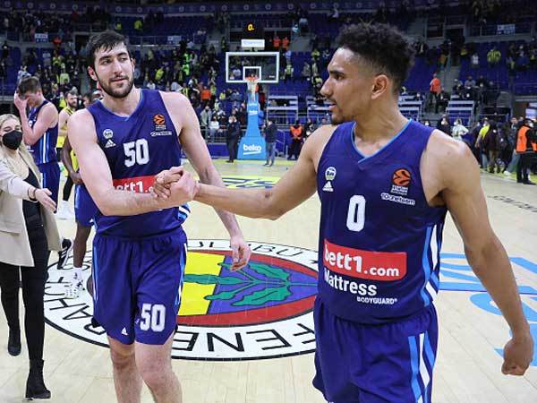 "דחף את אלבה" (GETTY)