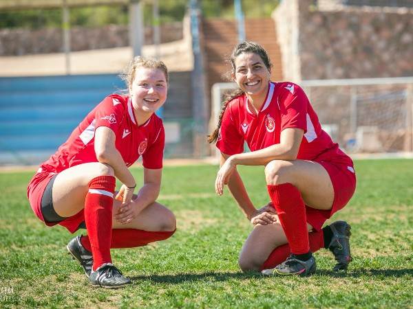 "יש לקבוצה מעטפת שאין בהרבה קבוצות בארץ" (קרדיט: טל צבר, הפועל ת''א)