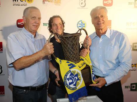 זוכרים את הרגע שגילו כטראומה. ארואסטי וברקוביץ' (אלן שיבר)