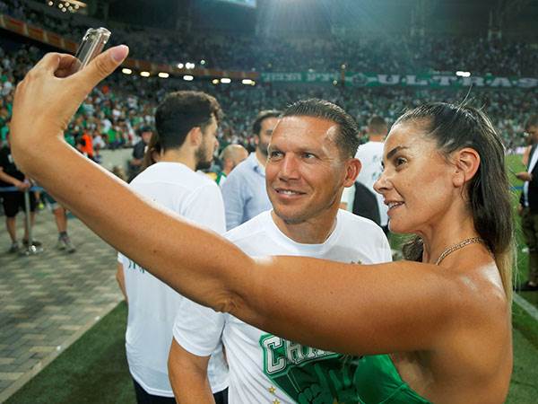 בכר. סחט את כל המיץ (אלן שיבר)