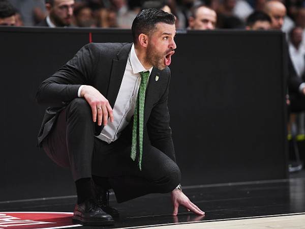 "האיש מאחורי סיפור הסינדרלה" (GETTY)