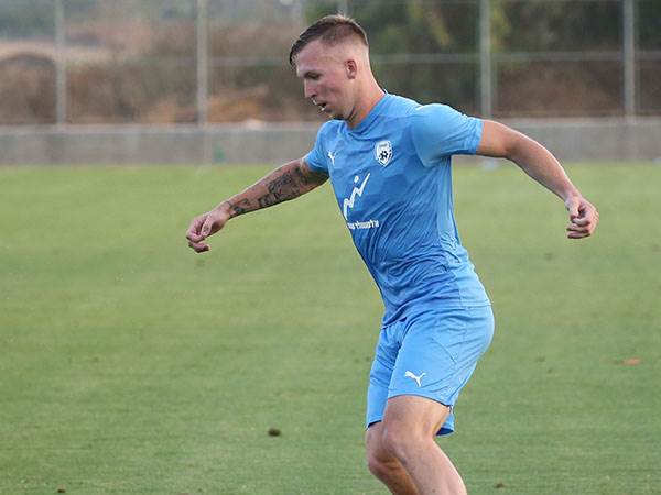 במדי הנבחרת. נמצא יורש לנאתכו? (אודי ציטיאט)