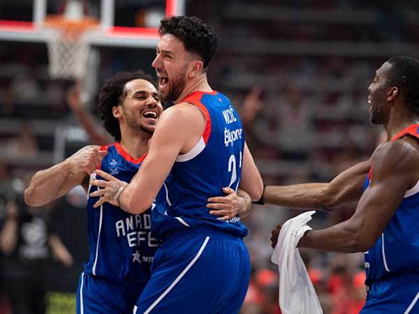 ישאר או יעזוב (GETTY)