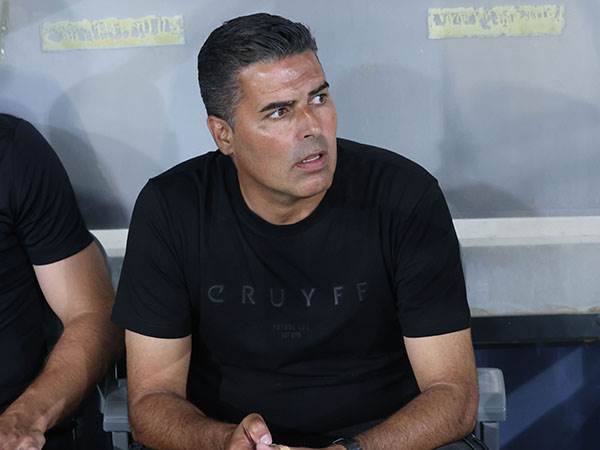 רוצה לחזק את הקבוצה. סילבס (דני מרון)