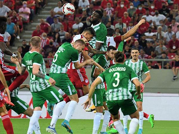 שחקני חיפה. ניצלו הזדמנויות (האתר הרשמי של מכבי חיפה)