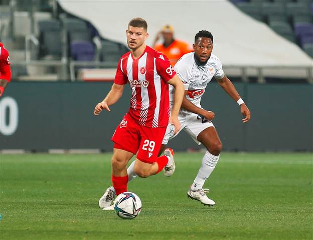 המו"מ מול אייזן והפועל ת"א נמשך (אלן שיבר)