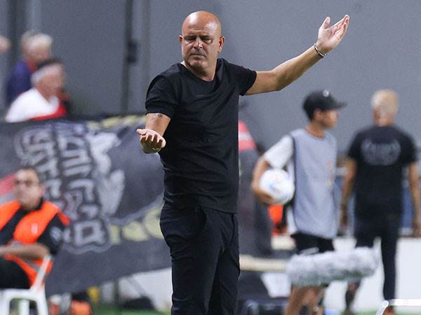 "יש לי מה להגיד אבל אני טעון". אבוקסיס (דני מרון)