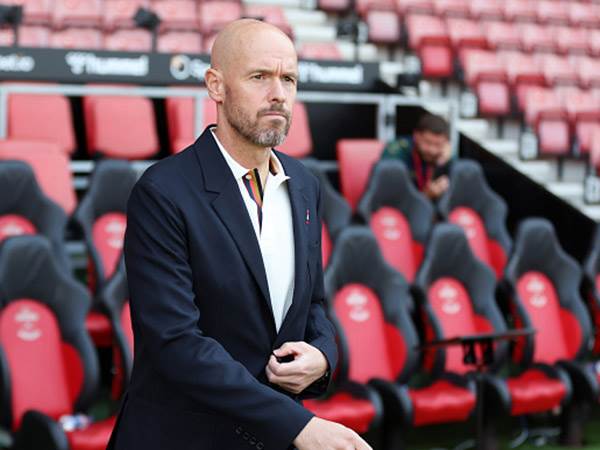 לא יצרף שחקנים חדשים. טן האח (Photo by Manchester United/Manchester United via Getty Images)