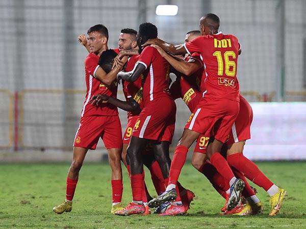 בסוף השער של אשדוד הגיע (לירון מולדובן)