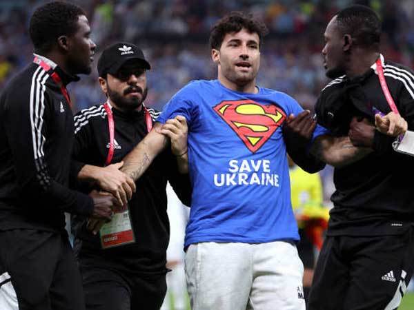 לא בפעם הראשונה. פרי לאחר הפריצה (GETTY,Jean Catuffe)