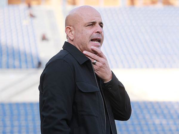 יצרף שחקן הגנה. אבוקסיס (צילום: אלן שיבר)