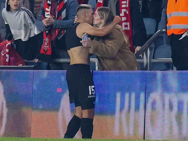 "מאושר". אופק ביטון (דני מרון)