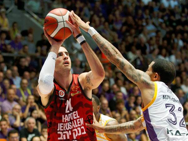 מפגש שהולך לחזור על עצמו 3 פעמים בחודש (אלן שיבר)