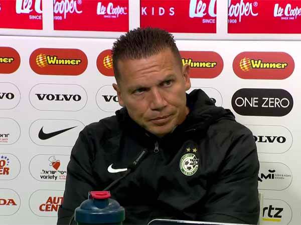 "יש פה שחקנים עם חוסר ביטחון". בכר