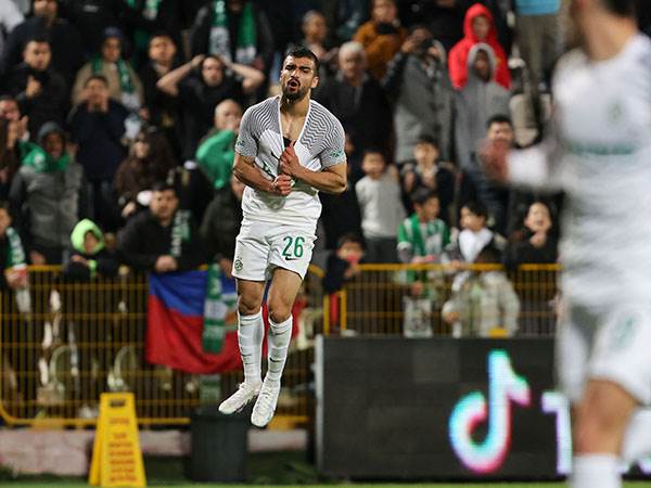 "אין בכדורגל הישראלי שחקן שמגיע למספרים שלו" (לירון מולדובן)