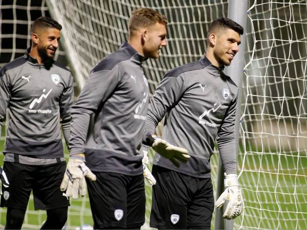 שוערי הנבחרת הגיעו להכנות (אלן שיבר)