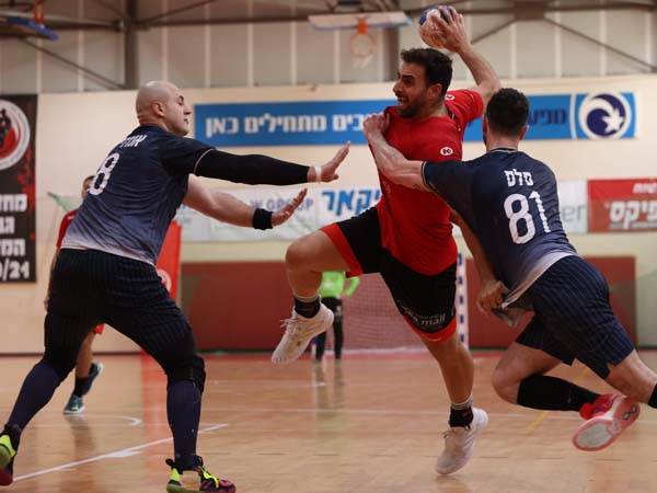 מפגש מסקרן (משה דהן, הפועל אשדוד)