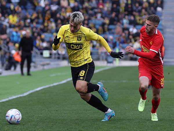 עתיד מבטיח (דני מרון)