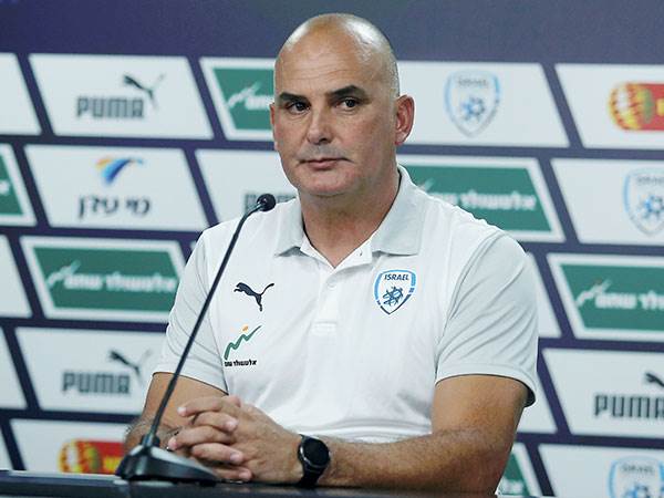 "היריבה תנסה להיות מכשול" (אלן שיבר)