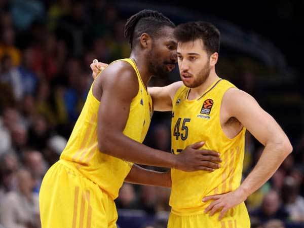 בקרוב בצהוב של מכבי ביחד? בלאט וסמית' (GETTY)