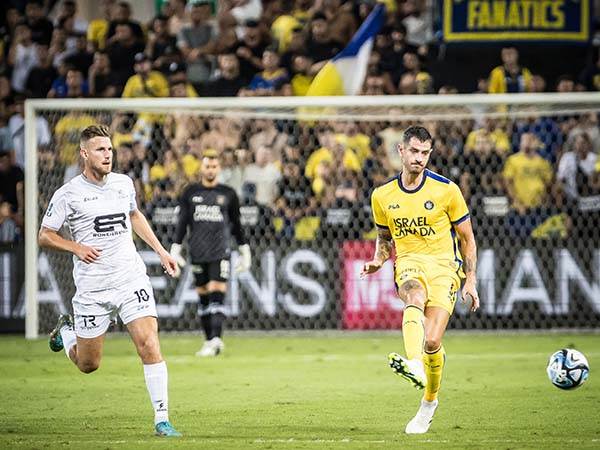 "היה יכול לקרות אסון לכדורגל בישראל" (עודד קרני)