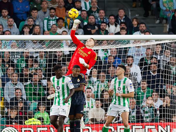 לונין. מי יהיה השוער הראשון? (Antonio Villalba/Real Madrid via Getty Images)