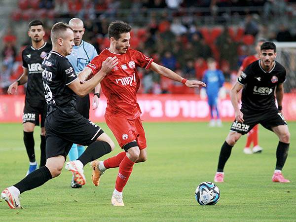 וראה את הקבוצה שלו ביכולת מצוינת (צילום: קובי אליהו)
