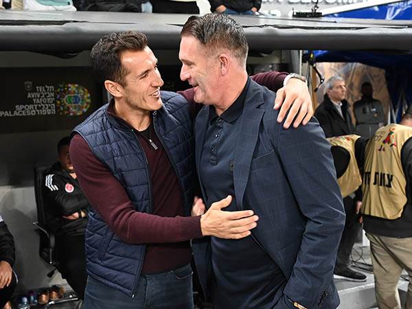 למה? לא יכול להיות שהוא מאמן הפועל ת“א (ברני ארדוב)