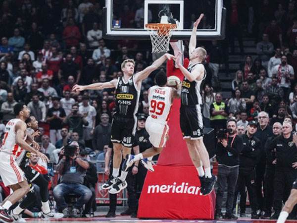 (הכוכב האדום בלגרד)