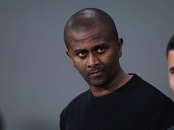 דגו. ייאלץ לבצע התאמות (מאור אלקסלסי)