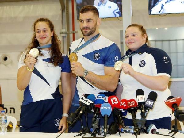 גאווה! (אלן שיבר)