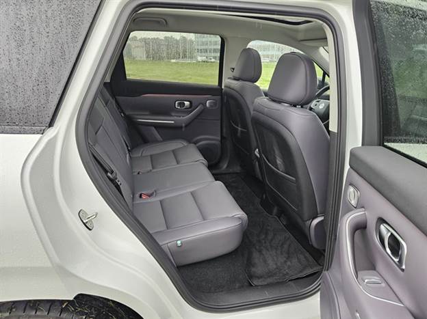 שפע של מקום ליושבים מאחור