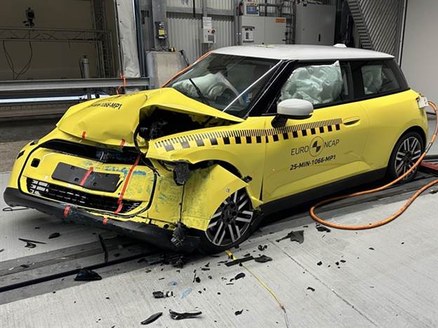 מיני קופר: הציון לא תקף לגרסת הבנזין