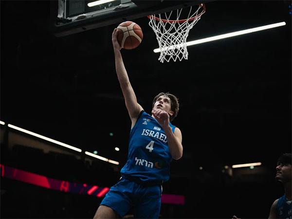 (FIBA)